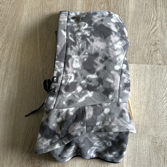 The North Face Adult Whimzy Powder Hood Ski Snowboard Winter Hat gray s/m - Picture 2 of 2